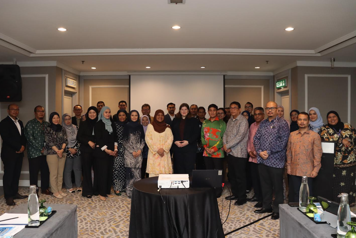ROUNDTABLE DISCUSSION ON THE RESEARCH FINDINGS: ‘UNDERSTANDING AND PREVENTING ONLINE EXTREMISM AND VIOLENT EXTREMISM IN SOUTHEAST ASIA